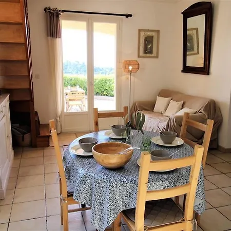 Loue Maison 3 - 6 Couchages - Proche De La